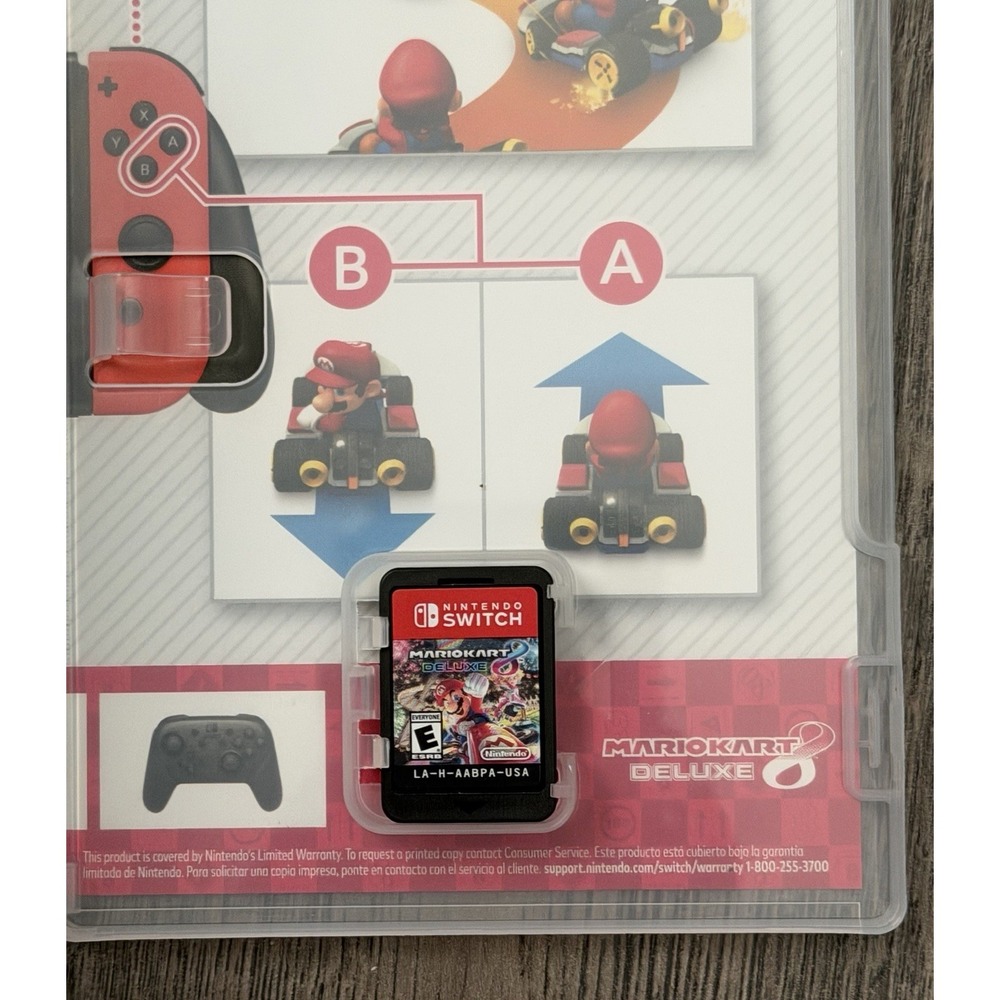 Mario Cart 8 Deluxe Nintendo Switch - Picture 4 of 5